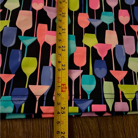 Lulu B Colorful Wine Glass Ruffle Sleeve Cooling UPF 50 Top NWT Size Medium M - Picture 7 of 12